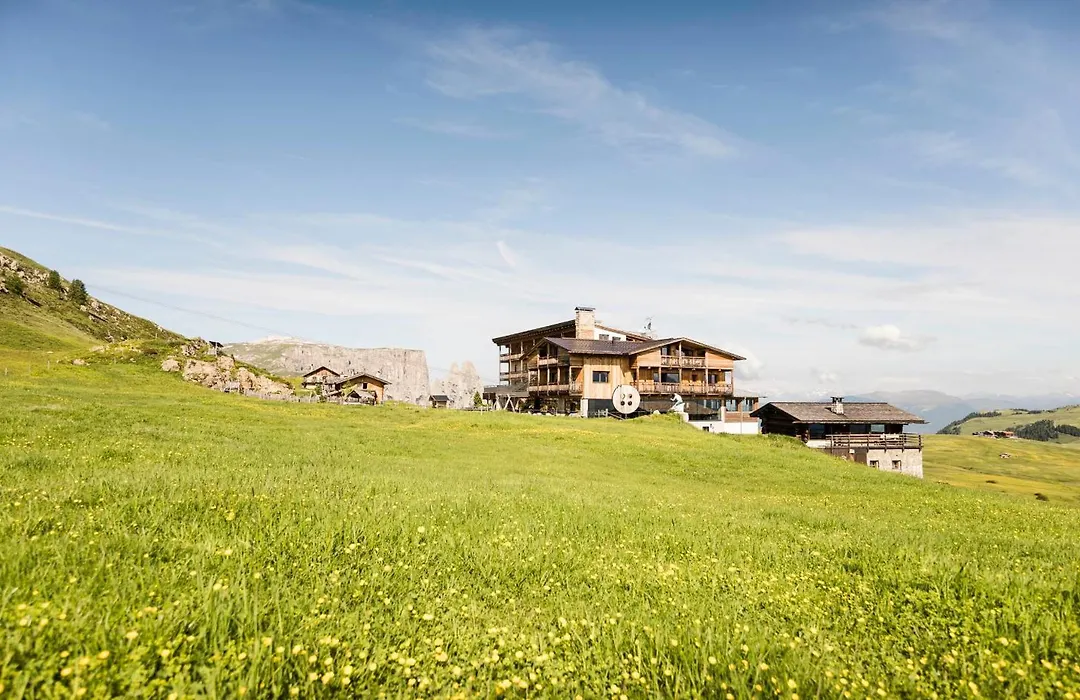 Hotel Goldknopf-1