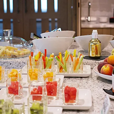 Paradiso Pure Living Vegan Hotel-2